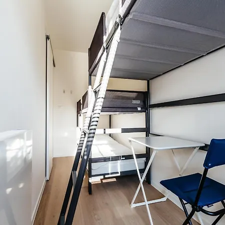 Appartement By The *